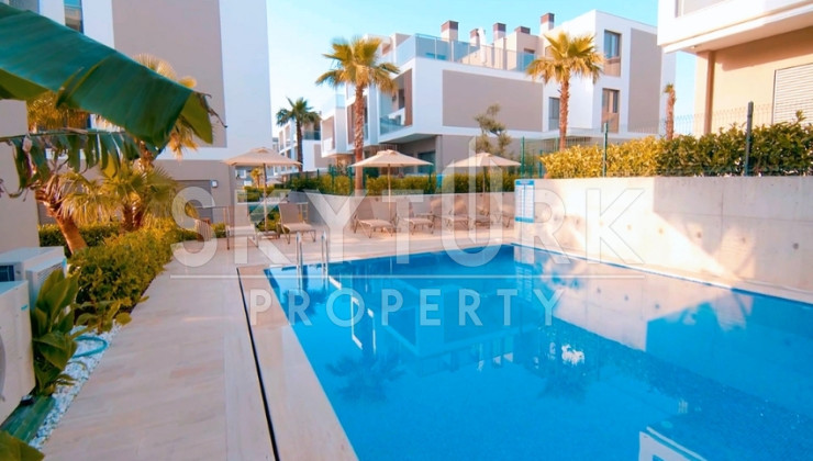 Ready to move apartments with panoramic views in Cesme, Izmir - Ракурс 3