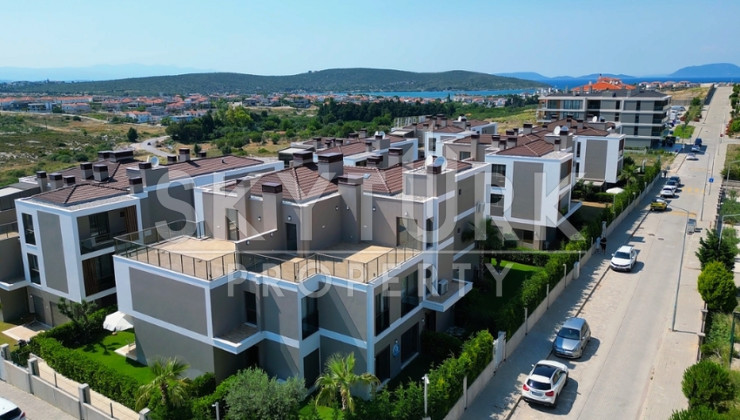 Ready to move apartments with panoramic views in Cesme, Izmir - Ракурс 8