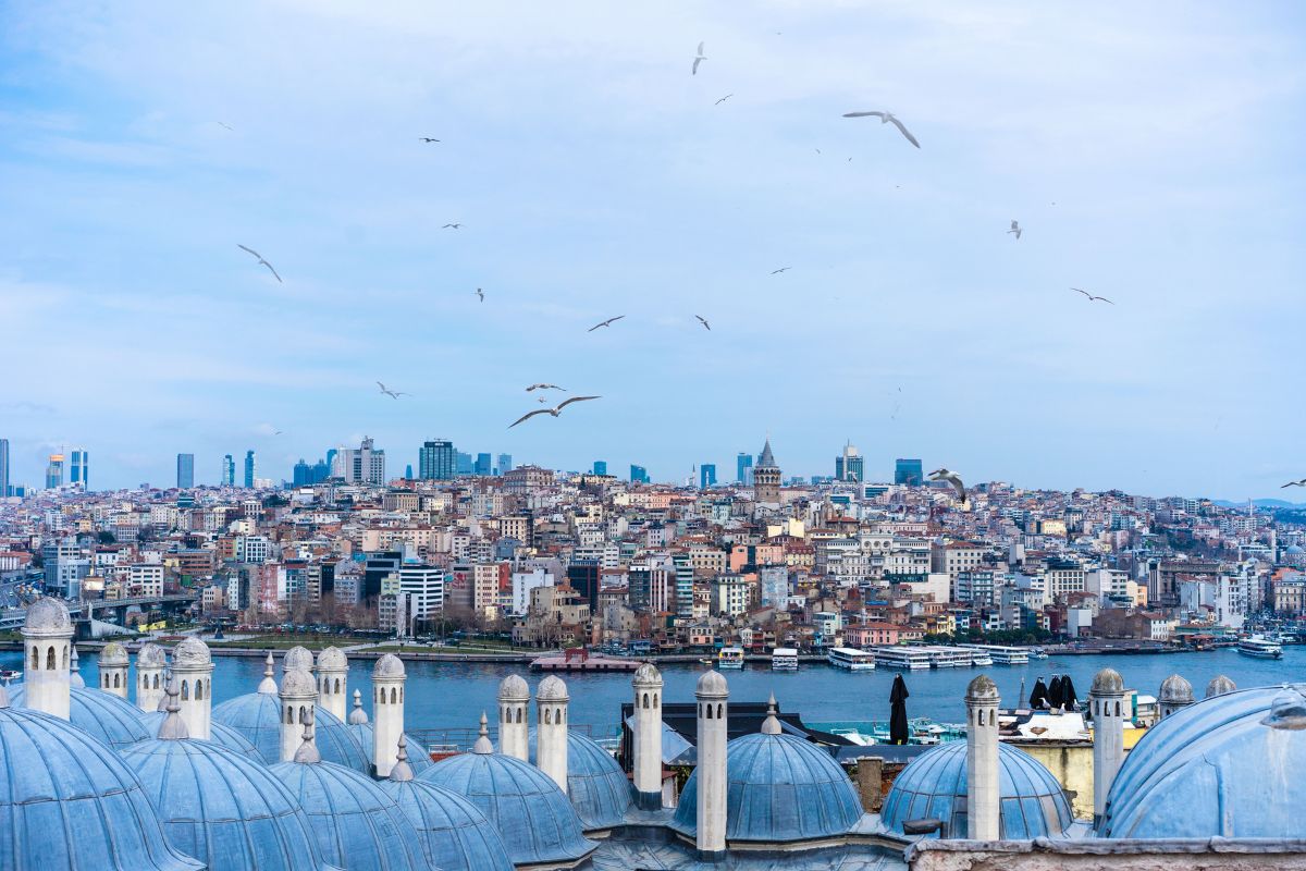 Какую недвижимость выбрать в Турции: виллу или квартиру?